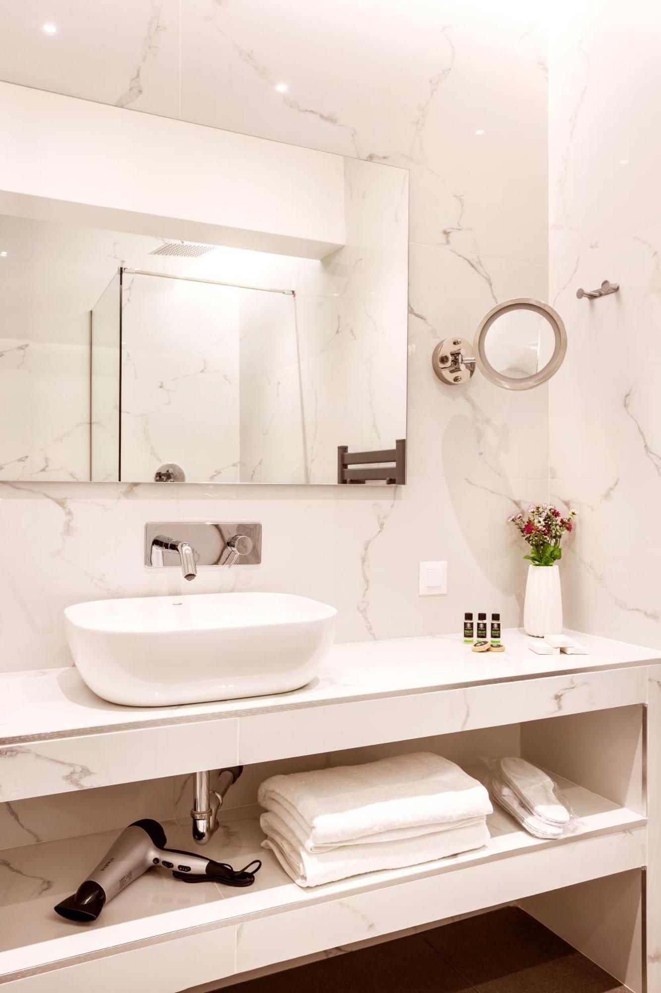 Days City Suites เอเธนส์ ภายนอก รูปภาพ